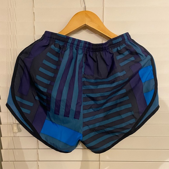 Nike Shorts - Picture 3 of 3